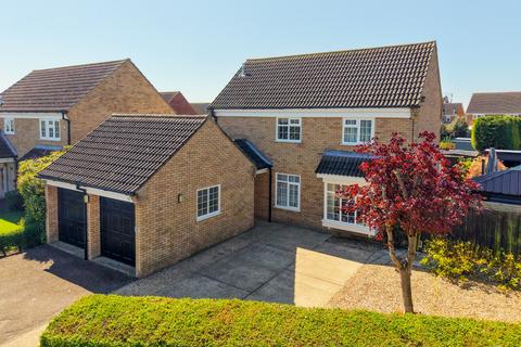 4 bed property, in Norfolk Road, £425,000