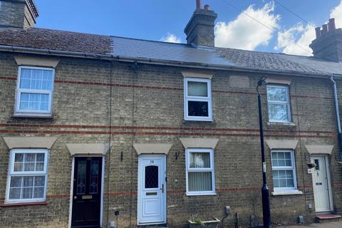 2 bed property, in Church Street, £265,000
