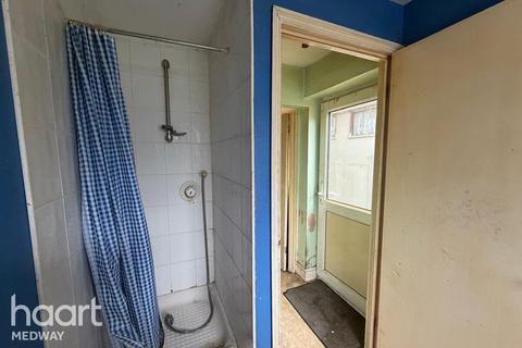 3 bed property, in All Saints Road, £250,000