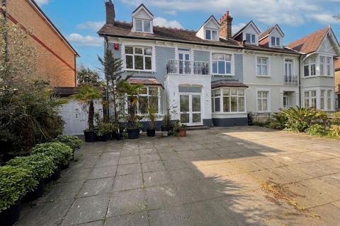 6 bed property, in Hermon Hill, £1,250,000