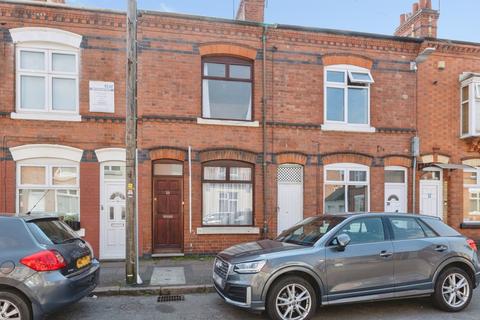 2 bed property, in Paget Road, £115,000
