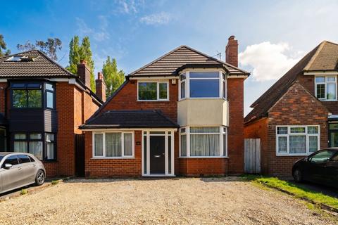 3 bed property, in Stratford Road, £435,000