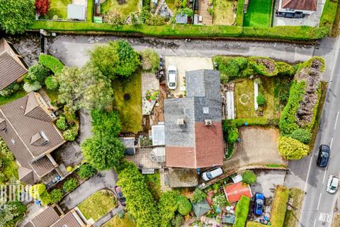 4 bed property, in Bocking Lane, £500,000