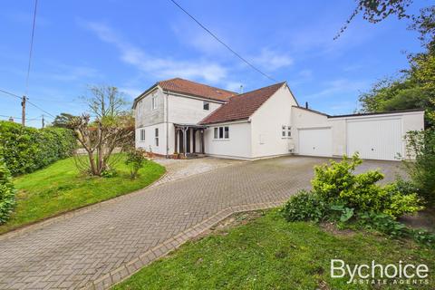 5 bed property, in Alphamstone Road, £950,000