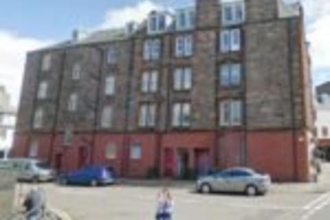 2 bed property, in 2F Burnbank Street, £15,000