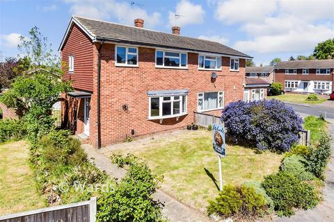 3 bed property, in Swallow Road, £375,000