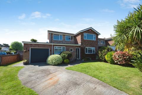 4 bed property, in Bacon Lane, £650,000