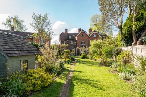 5 bed property, in Loseley Lane, £975,000