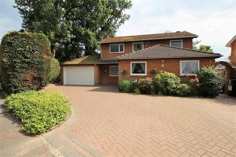 4 bed property, in Hexham Close, £630,000