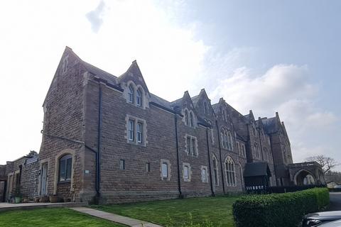 5 bed property, in Wormelow, £775,000