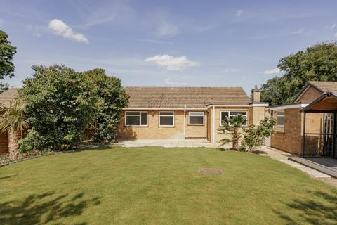 3 bed property, in Church Road, £325,000