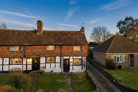 2 bed property, in Loxwood Road, £490,000