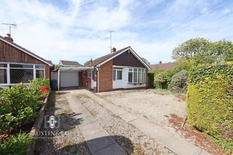2 bed property, in Stone ST15, £227,500