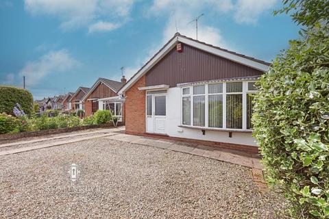2 bed property, in Stone ST15, £227,500