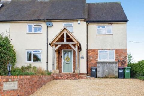 5 bed property, in 10 Vicarage Lane, £449,950