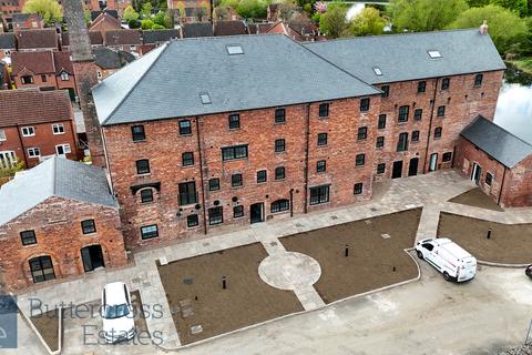 3 bed property, in The Old Mill, £240,000