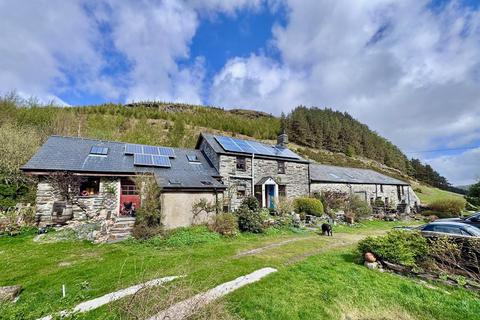 2 bed property, in Cwm Penmachno, £465,000