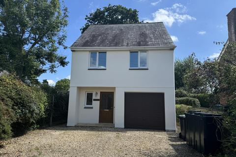 3 bed property, in CHULMLEIGH, £275,000