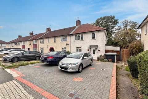 3 bed property, in Littlefield Road, £545,000