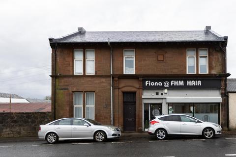 2 bed property, in Main Road, £49,000