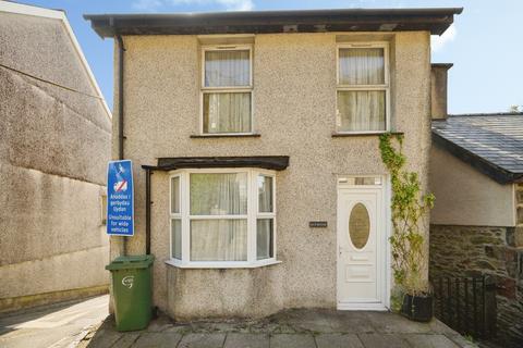 3 bed property, in Tanygrisiau, £148,000