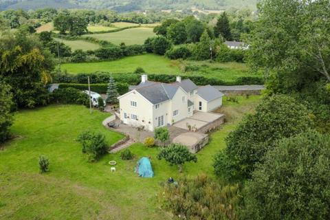 4 bed property, in Abergavenny Road, £625,000