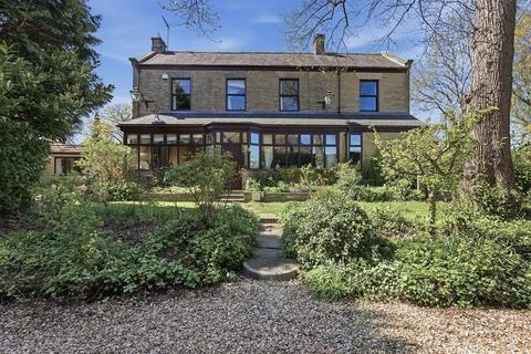 3 bed property, in 74 Townhead Road, £975,000