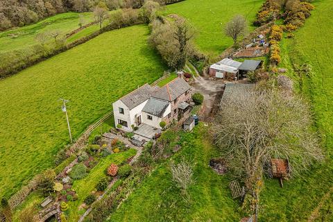2 bed property, in Loxhore, £750,000
