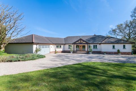 5 bed property, in West Hill Road, £1,850,000