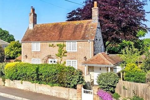 3 bed property, in Steyne Road, £1,215,000