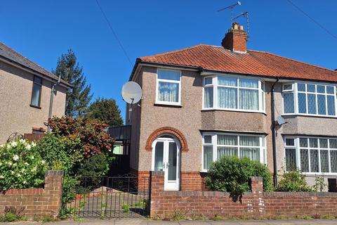 3 bed property, in Balliol Road, £240,000