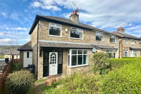 3 bed property, in Willow Crescent, £220,000