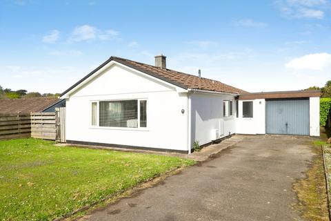 3 bed property, in Bosvenna Way, £370,000