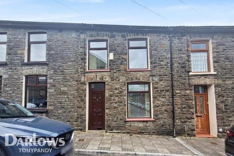 3 bed property, in Pentre CF41 7, £125,000