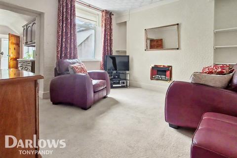 3 bed property, in Pentre CF41 7, £125,000