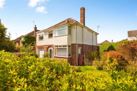4 bed property, in Brookdale Avenue South, £350,000