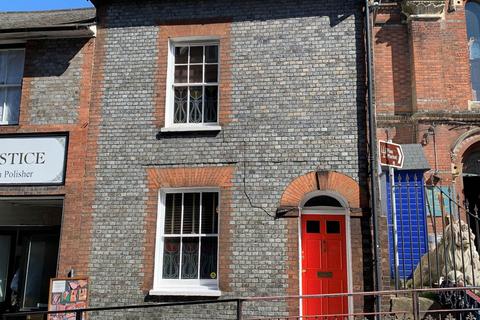 4 bed property, in Market Street, £699,950