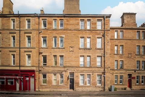 1 bed property, in Stewart Terrace, £150,000