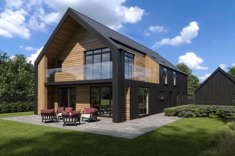 Land, in Hacheston, £375,000