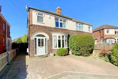 3 bed property, in Wendover Rise, £180,000