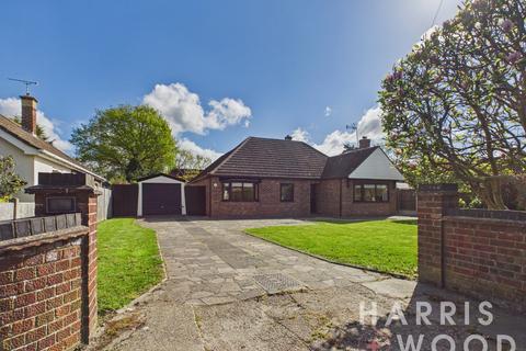 3 bed property, in St. Johns Road, £425,000