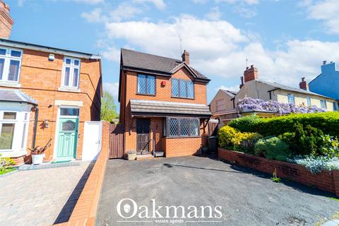 3 bed property, in Linthurst Newtown, £389,950