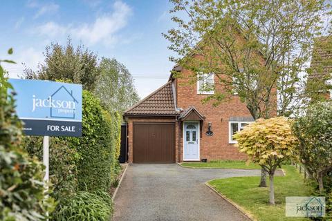 3 bed property, in Watermill, £350,000