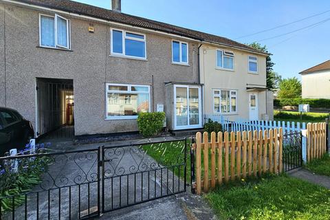 3 bed property, in Lawrence Weston, £250,000