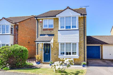 3 bed property, in Priory Gate, £529,995