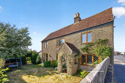3 bed property, in Great Preston Road, £399,950