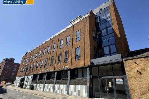 2 bed property, in Wentworth Street: Peterborough, £115,000