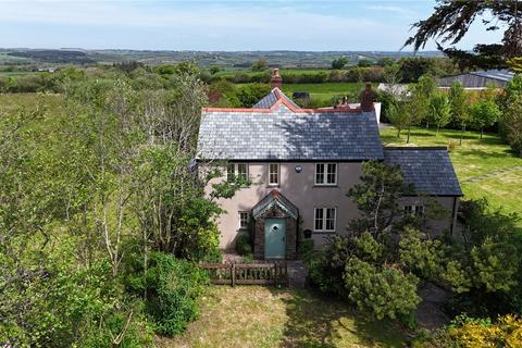 3 bed property, in Bradworthy, £585,000