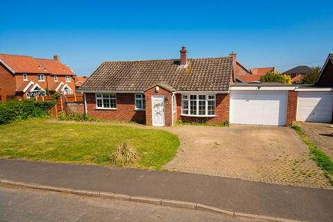 4 bed property, in Gibbs Close, £415,000