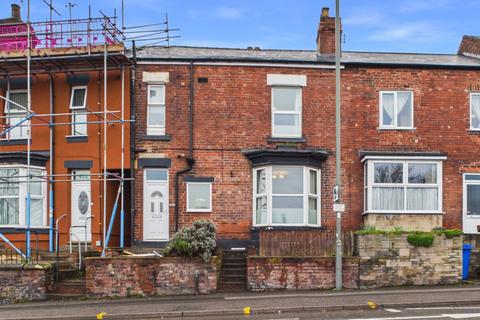 3 bed property, in Abbeydale Road, £225,000